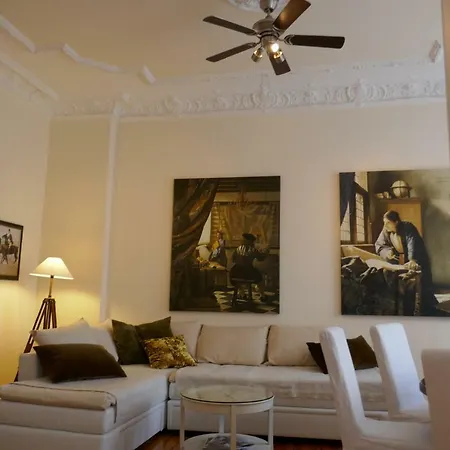 Naehe Hauptbahnhof Apartament
